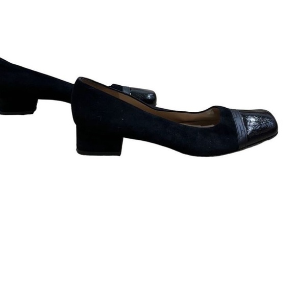 Salvatore Ferragamo Black Flats - Picture 4 of 7